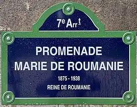 Voir la plaque.