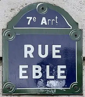 Voir la plaque.