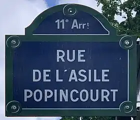 Voir la plaque.