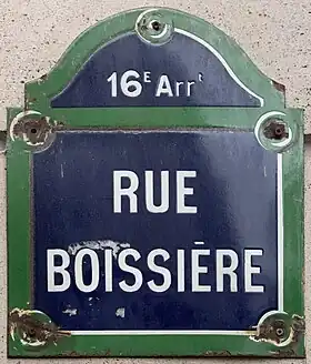 Voir la plaque.