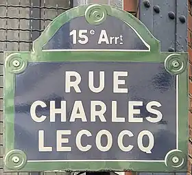 Voir la plaque.