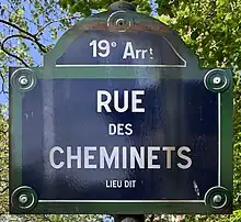 Voir la plaque.