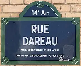 Voir la plaque.