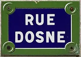 Voir la plaque.