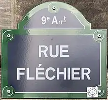 Voir la plaque.