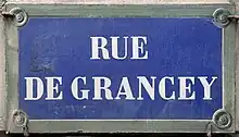 Voir la plaque.