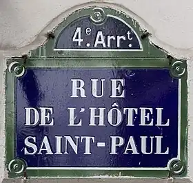 Voir la plaque.