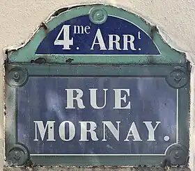 Voir la plaque.