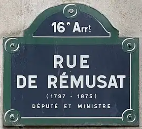 Voir la plaque.