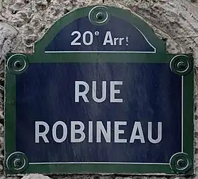 Voir la plaque.