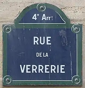 Voir la plaque.