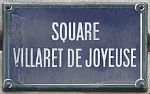 Voir la plaque.