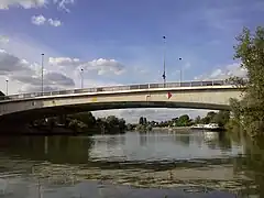 Le pont de Bry-sur-Marne.