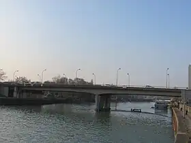 Le pont vu depuis le barrage