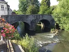 Le pont de l'Eau d'Heure (1er moitié du XVIIIe siècle).