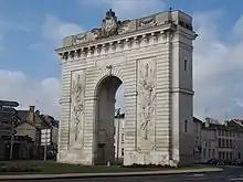 Porte Sainte-Croix.