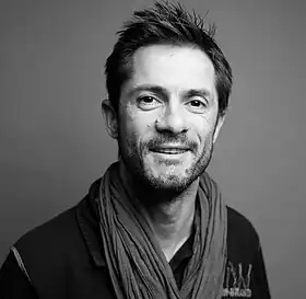 Portrait Cyril Moré noir & blanc