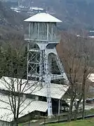 Chevalement reconstitué du puits Sainte-Marie.