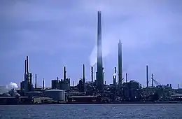 skyline de l'usine métallurgique de Rönnskär