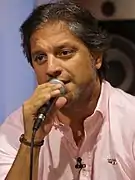 Ragıp Savaş interprète Dündar Bey