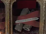 Reliques de Saint-Del dans l'église.