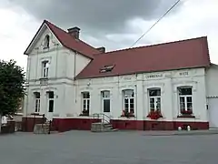 L'école communale mixte.