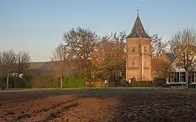 Ressen, l'église protestante depuis la Hoeksehofstraat