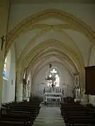 L'intérieur de la nef de l'église de Rigny.