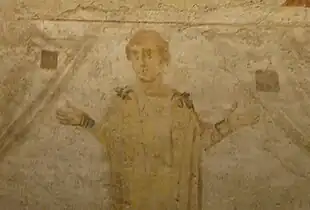 Figure centrale de l'orant, sous la fenestrella.