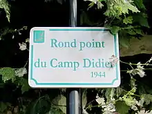 Rond-point du Camp Didier à Tramoyes.
