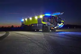 Rosenbauer Panther 6x6 lors d'une démonstration