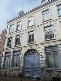 N° 23, ancien hôtel particulier