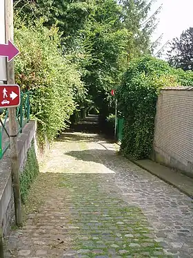 Image illustrative de l’article Rue du Rouge-Cloître