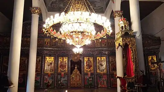 Vue de l'iconostase de la cathédrale.