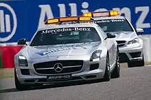 Photographie du véhicule de sécurité et du véhicule médical lors du GP du Japon