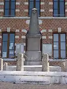 Le monument aux morts.