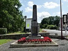 Le monument aux morts.