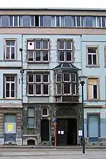 Façade néogothique de Saint-Luc rue Sainte-Marie avant sa démolition.