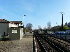 Voie et quai en direction de Brive.