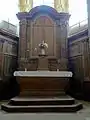Retable et maître-autel.