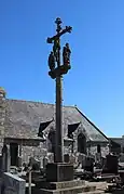 Le calvaire du cimetière.