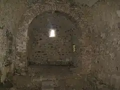 Vue intérieure de l'abside depuis la nef