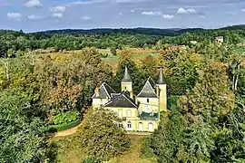 Le château de Belsis.