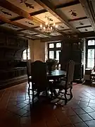 Salle de Garde entre la Salle de Bal et le reste des appartements