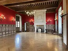 Salon et cheminée de l'aile Renaissance