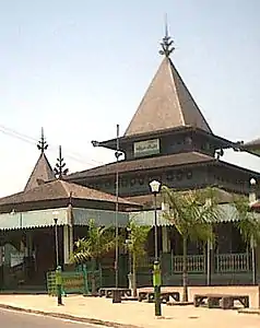 La mosquée Suriansyah, exemple d'architecture banjar