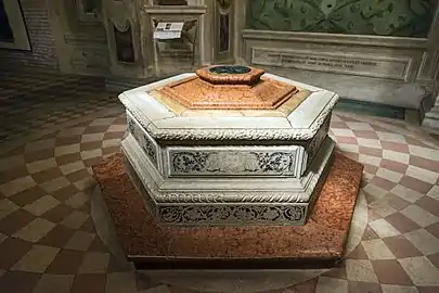 Le puits des martyrs.