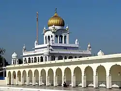 Sarovar du Gurdwara Fatehgarh Sahib