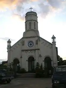 La cocathédrale Sainte-Thérèse de Savannakhet