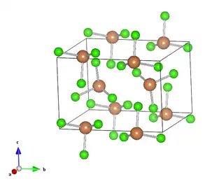 Structure cristalline de SbCl3 mettant en évidence les pyramides SbCl3.